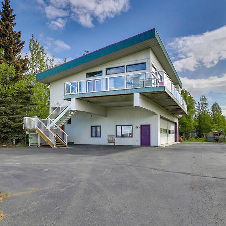 Spacious Family Home With Deck And Million-Dollar View 앵커리지 외부 사진