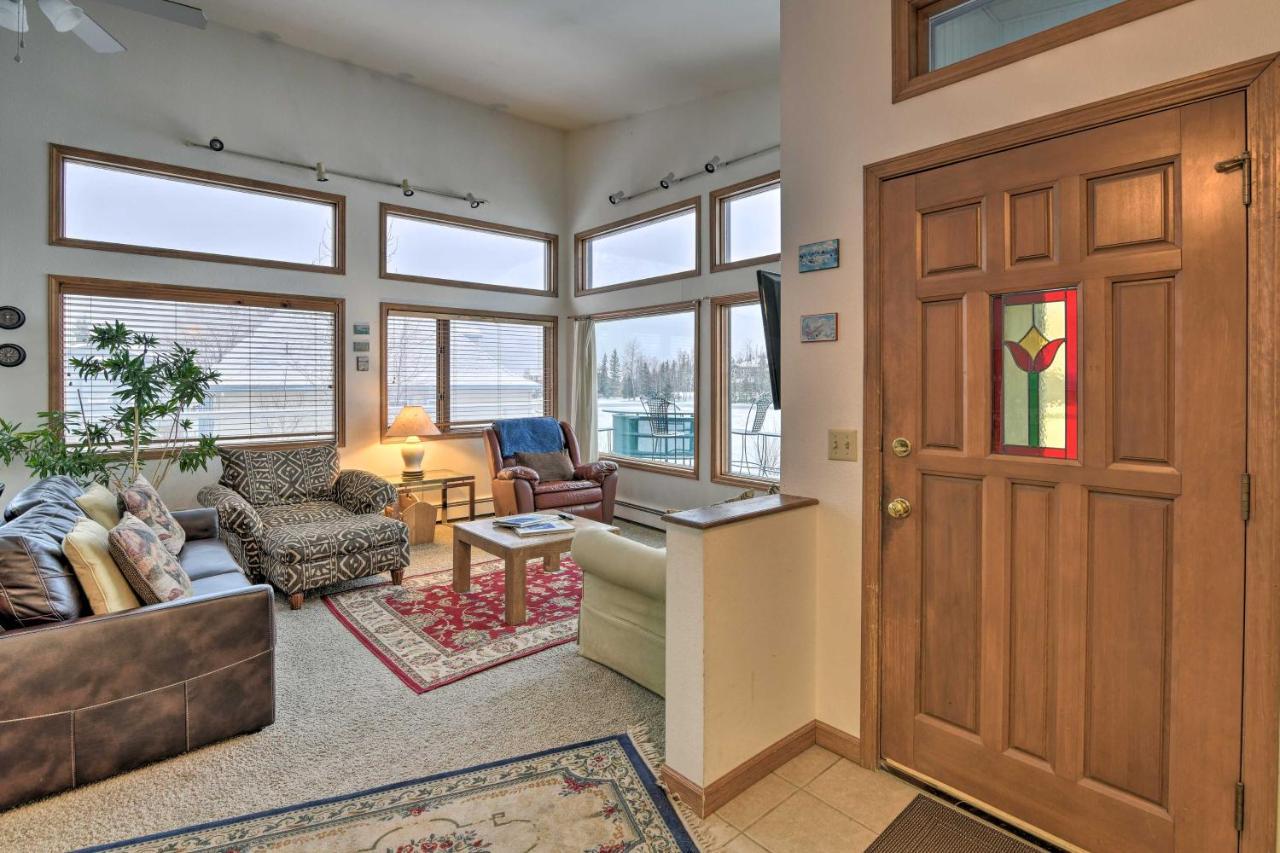 Spacious Family Home With Deck And Million-Dollar View 앵커리지 외부 사진